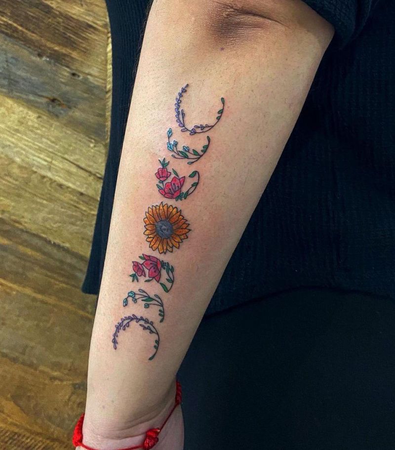 30 Pretty Moon Flower Tattoos You Will Love