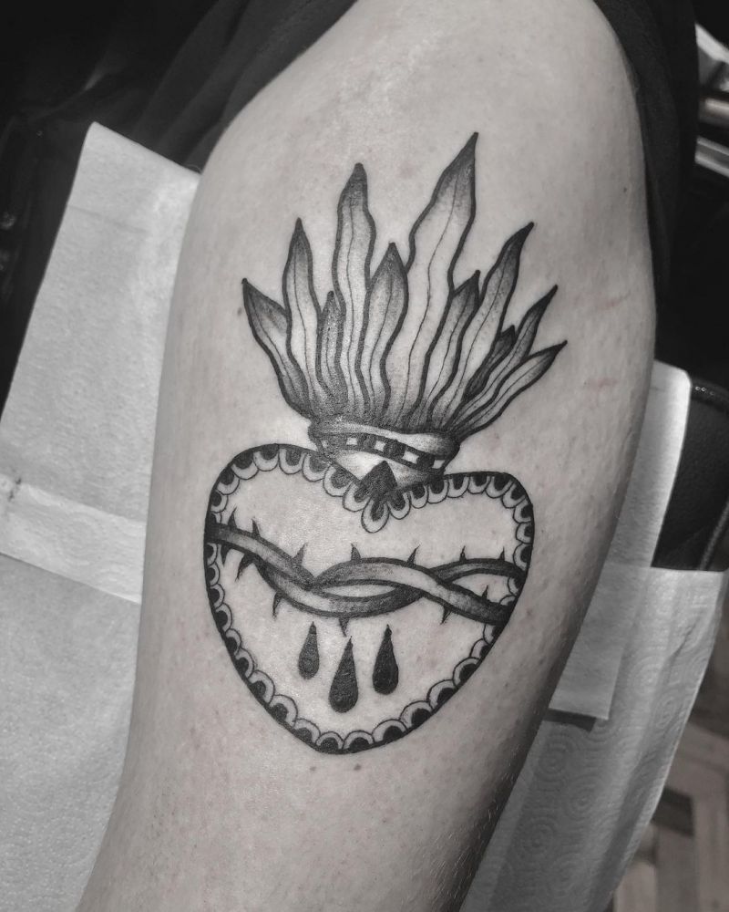 30 Unique Sacred Heart Tattoos for Your Inspiration