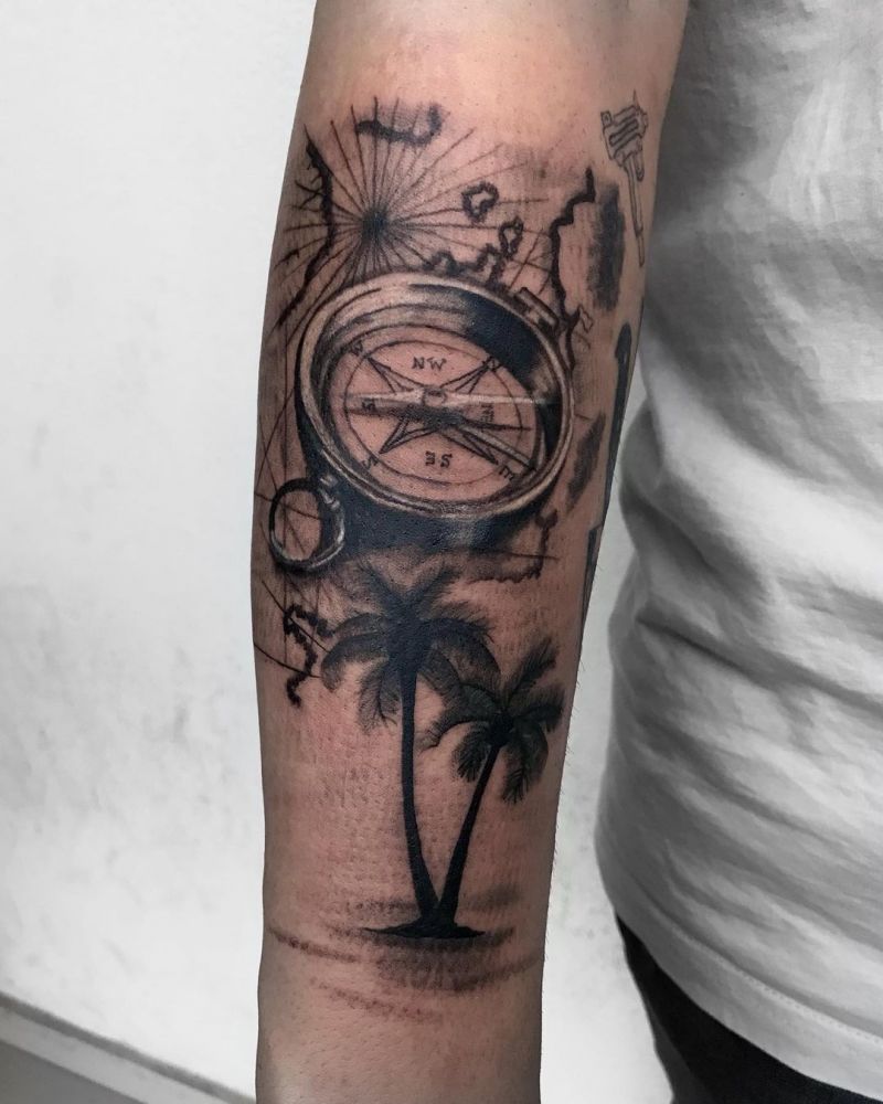 30 Unique Compass Tattoos You Must Try