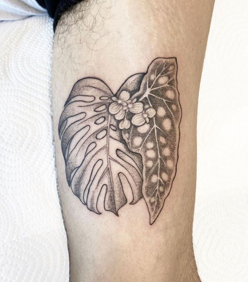 30 Unique Monstera Tattoos You Must Love