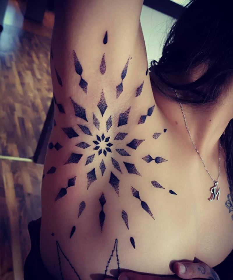 30 Pretty Armpit Tattoos for Your Inspiration