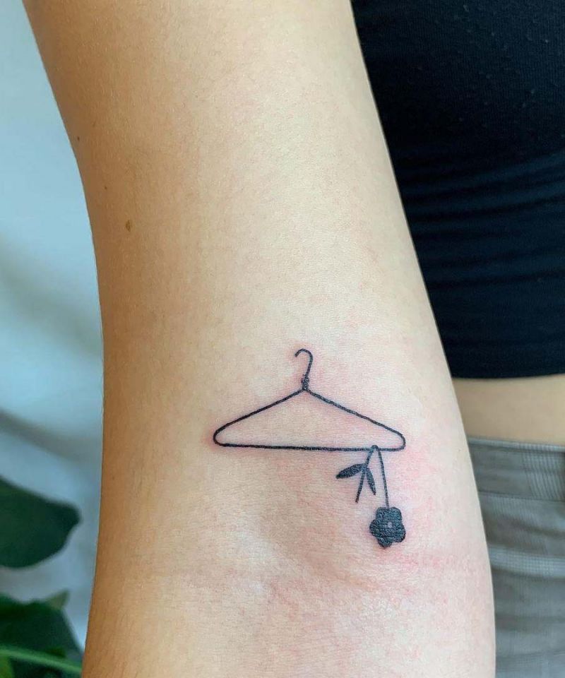 30 Unique Hanger Tattoos You Must Try