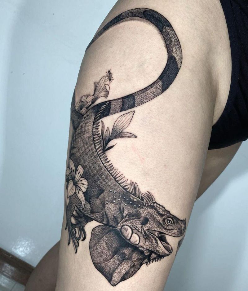 30 Pretty Iguana Tattoos You Will Love