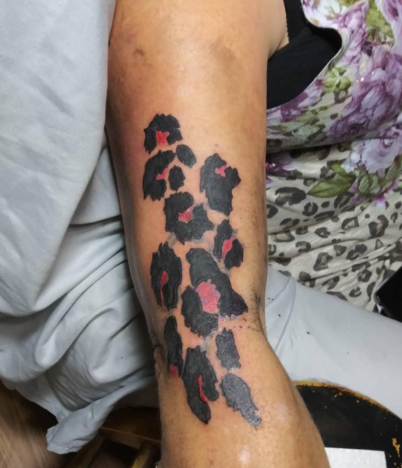 30 Pretty Leopard Print Tattoos You Can Copy