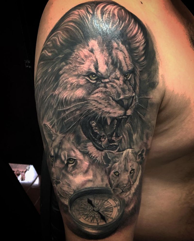 30 Unique Lion and Compass Tattoos for Your Inspiration