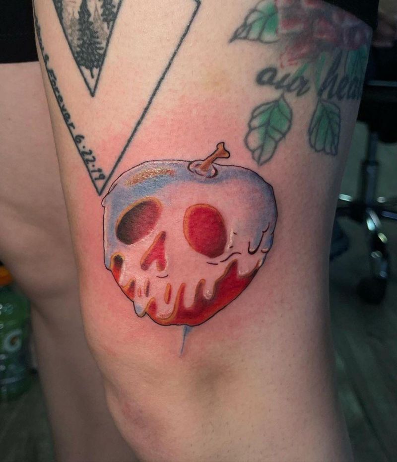 30 Pretty Snow White Apple Tattoos You Must Try