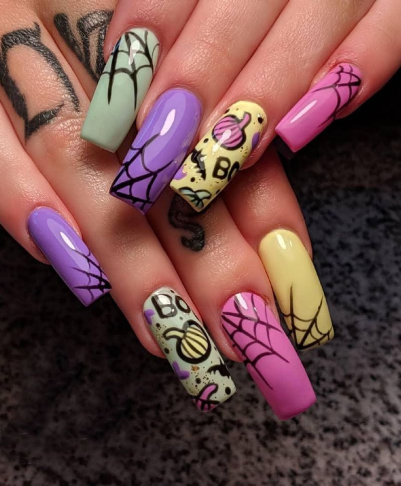 30 Spider Web Nail Art Designs for Halloween