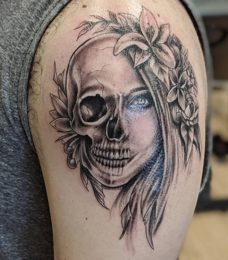 30 Great Half Skull Tattoos to Inspire You