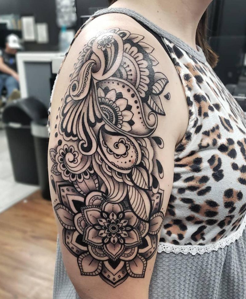 30 Unique Paisley Tattoos for Your Inspiration