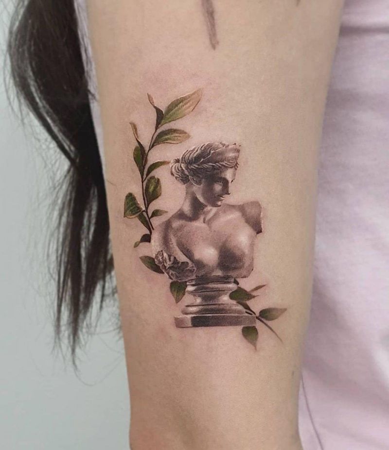 30 Pretty Venus Tattoos You Will Like to Try