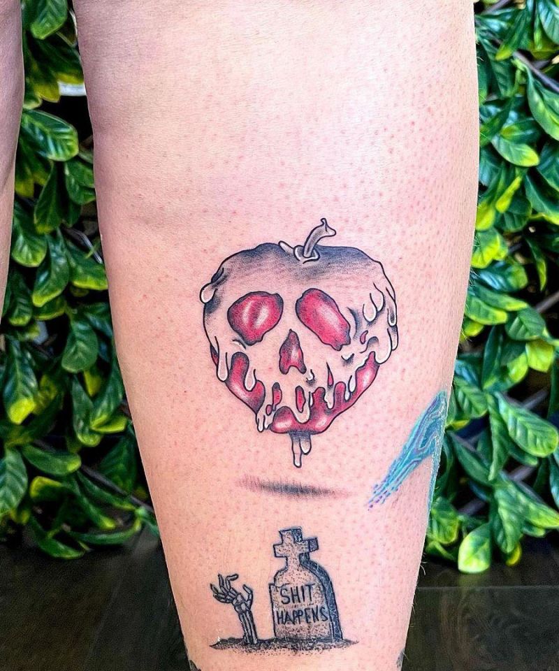 30 Pretty Snow White Apple Tattoos You Must Try