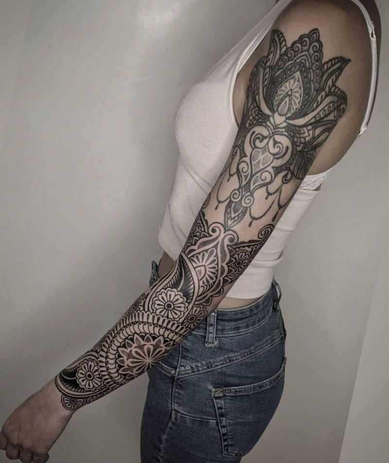 30 Unique Paisley Tattoos for Your Inspiration