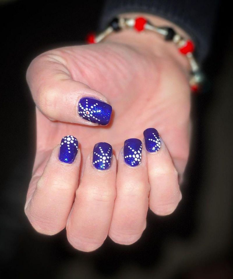 30 Trendy Hanukkah Nail Art Designs Just For You