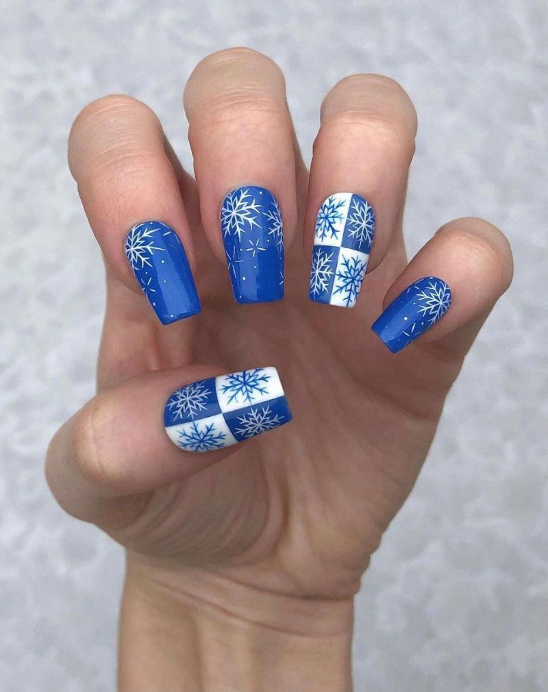 30 Trendy Hanukkah Nail Art Designs Just For You