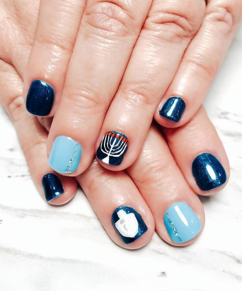 30 Trendy Hanukkah Nail Art Designs Just For You