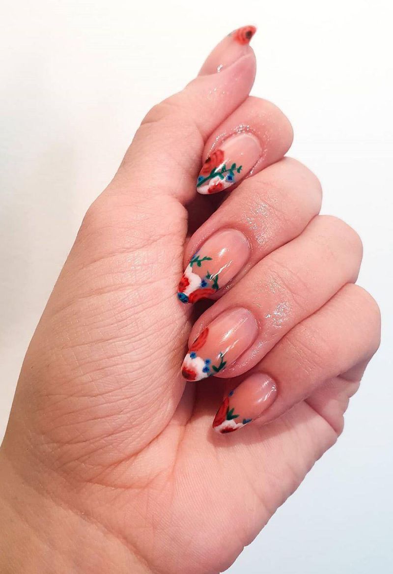 30 Pretty Floral Nail Art Designs You Must Try