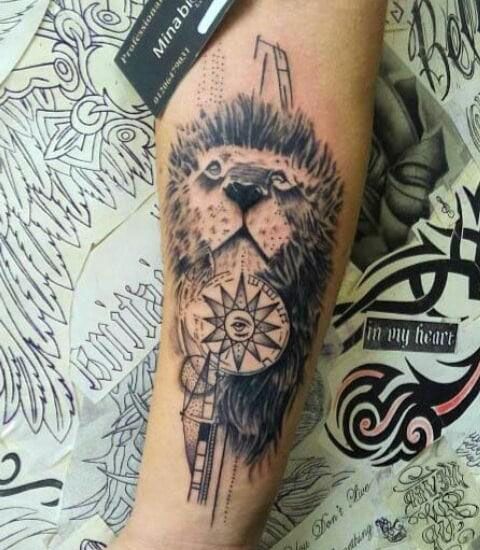 30 Unique Lion and Compass Tattoos for Your Inspiration