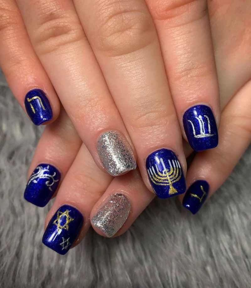 30 Trendy Hanukkah Nail Art Designs Just For You