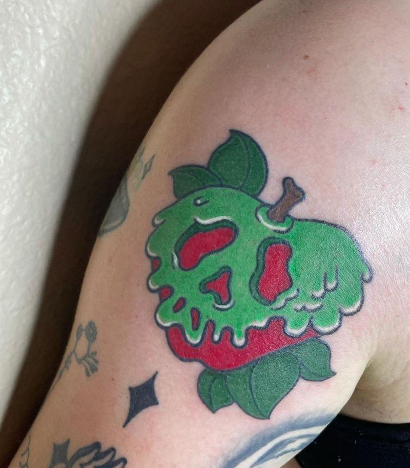 30 Pretty Snow White Apple Tattoos You Must Try