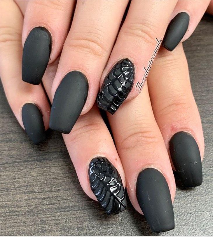 30 Spider Web Nail Art Designs for Halloween