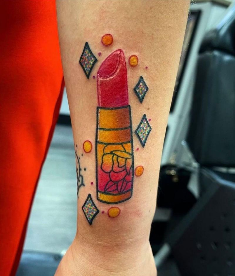 30 Pretty Lipstick Tattoos You Must Try