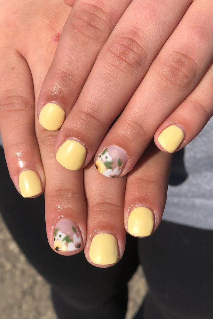 30 Pretty Floral Nail Art Designs You Must Try