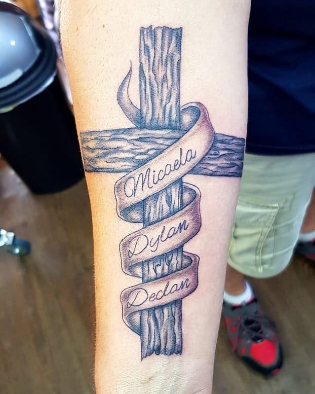 30 Pretty Wooden Cross Tattoos You Must Love