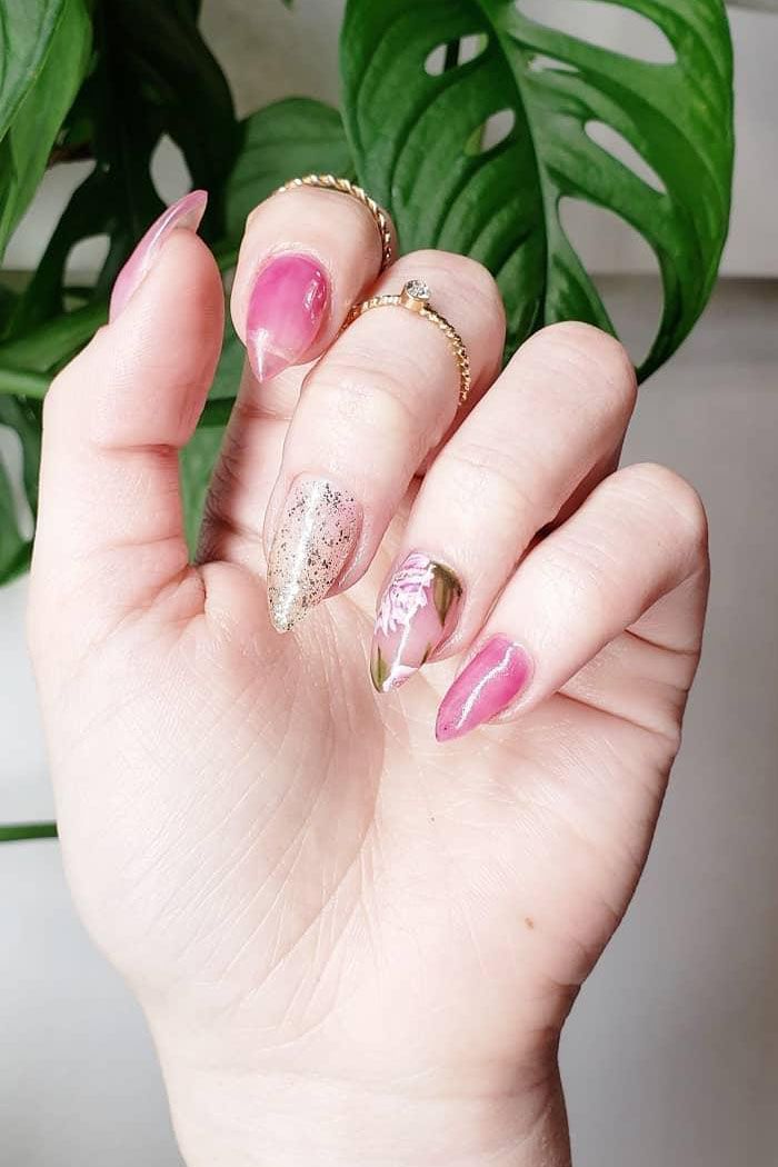 30 Pretty Floral Nail Art Designs You Must Try