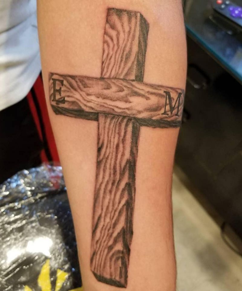 30 Pretty Wooden Cross Tattoos You Must Love