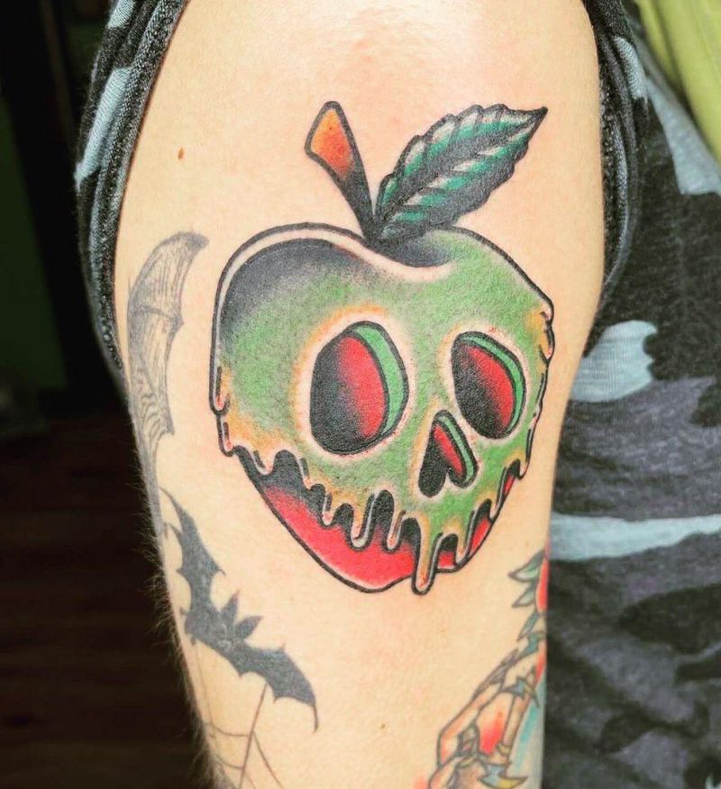 30 Pretty Snow White Apple Tattoos You Must Try