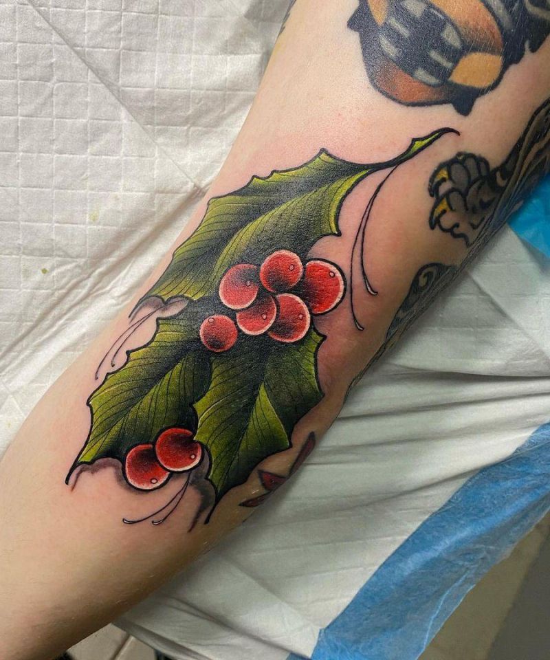 30 Pretty Holly Tattoos You Will Love