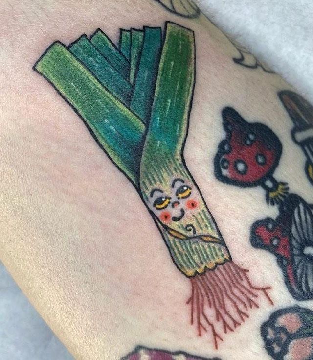 30 Unique Leek Tattoos You Can Copy