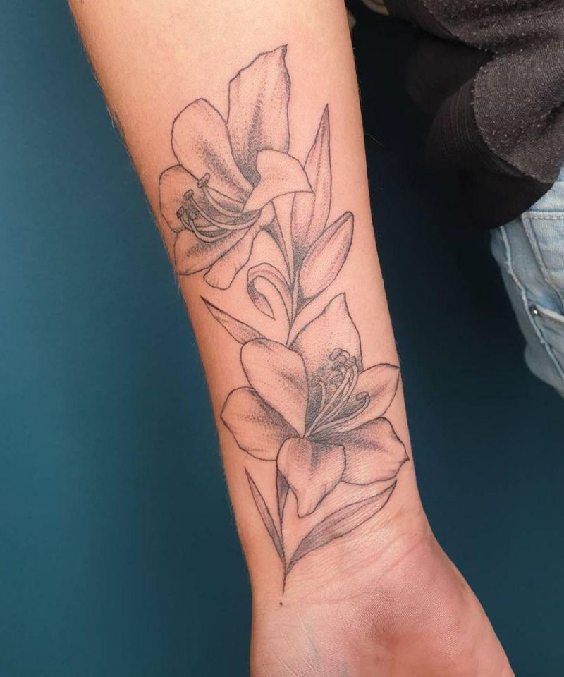 30 Pretty Amaryllis Tattoos You Will Love