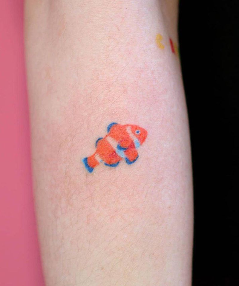 30 Cute Clownfish Tattoos You Must Love