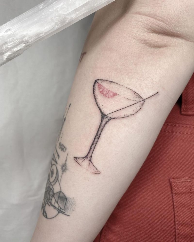 30 Pretty Cocktail Tattoos You Can Copy