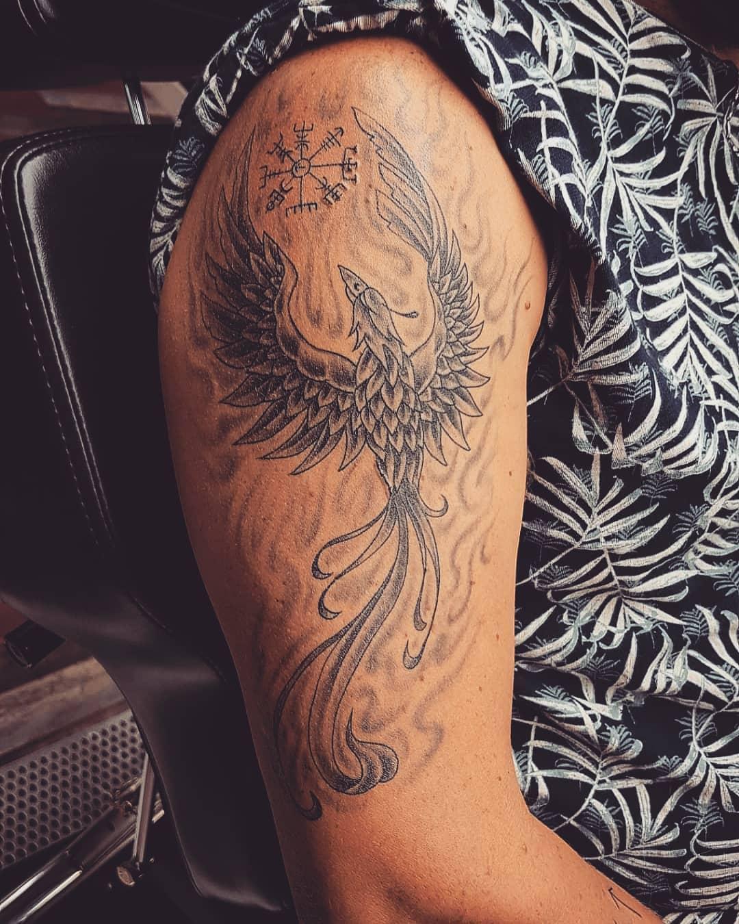 30 Gorgeous Phoenix Tattoos to Inspire You