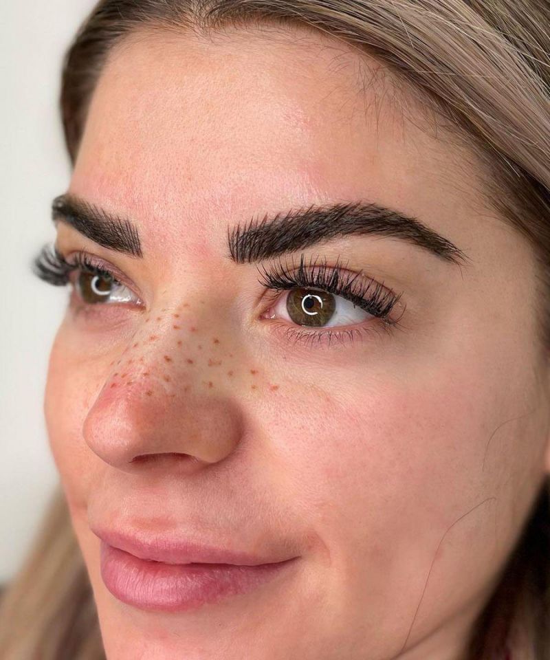 30 Unique Freckle Tattoos to Inspire You