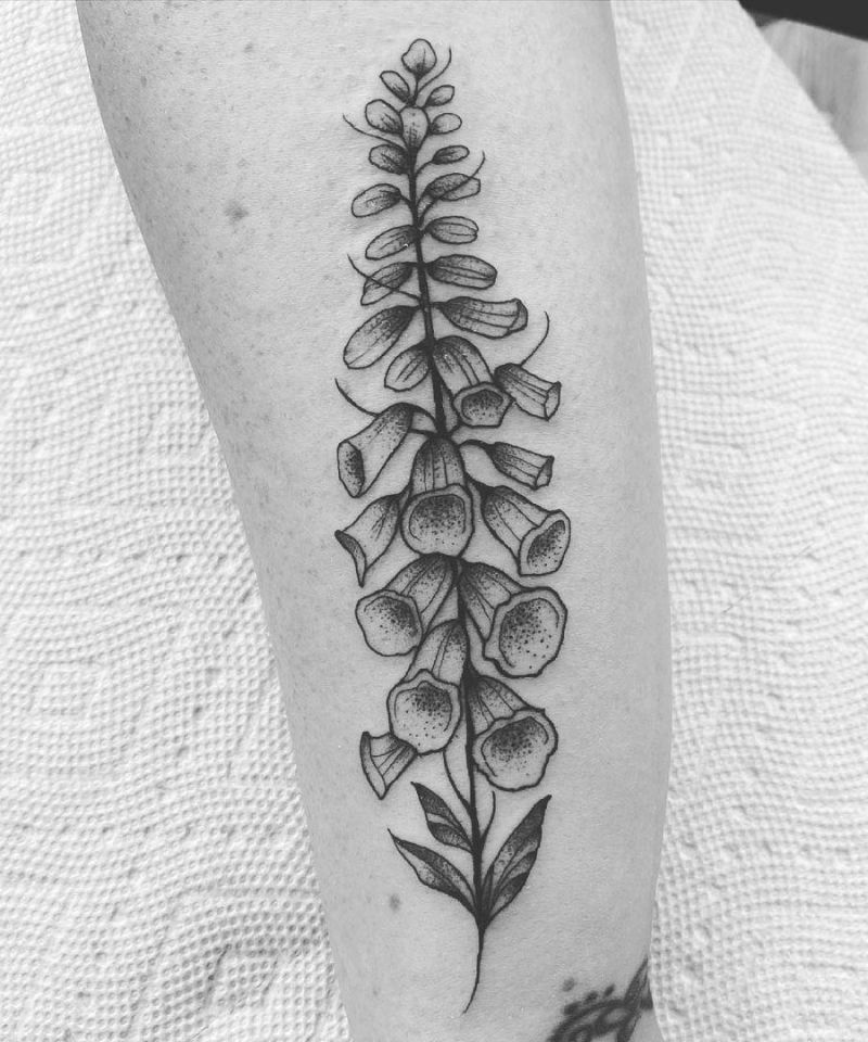 30 Pretty Foxglove Tattoos You Will Love