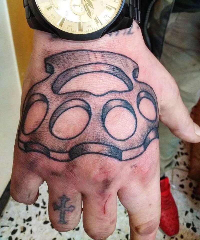 30 Pretty Brass Knuckle Tattoos You Will Love