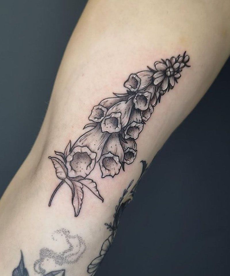 30 Pretty Foxglove Tattoos You Will Love