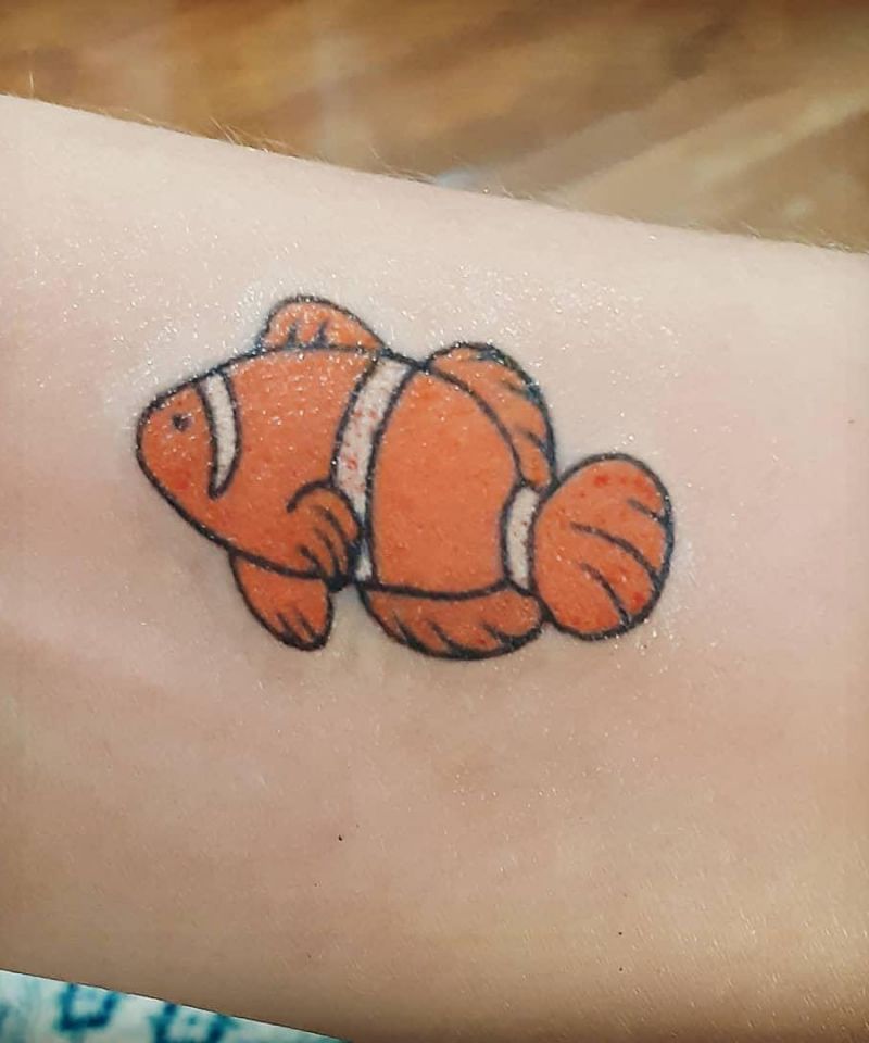 30 Cute Clownfish Tattoos You Must Love