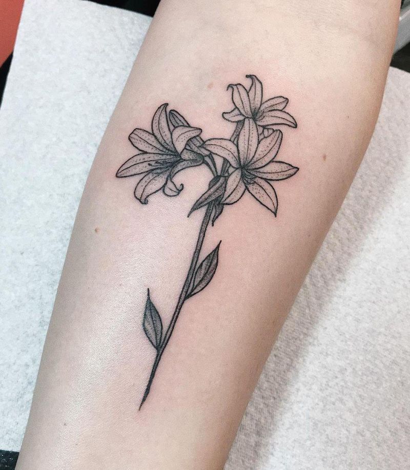 30 Pretty Amaryllis Tattoos You Will Love