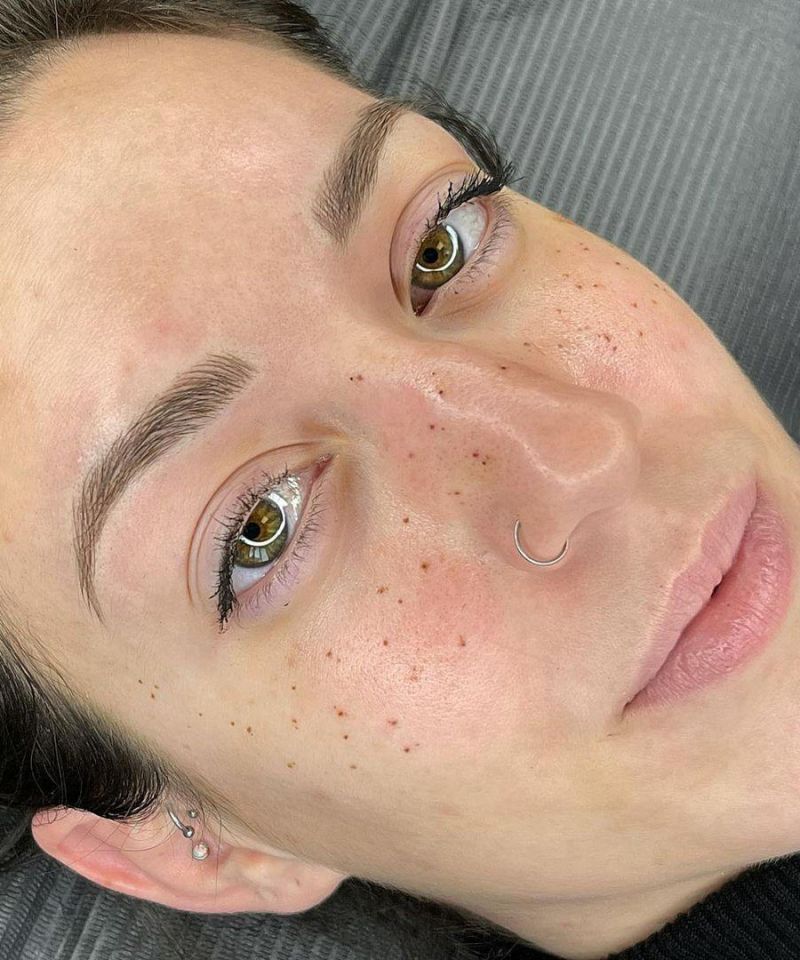 30 Unique Freckle Tattoos to Inspire You