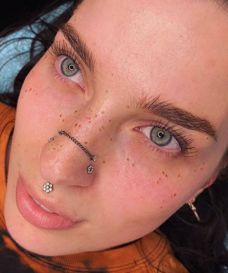 30 Unique Freckle Tattoos to Inspire You