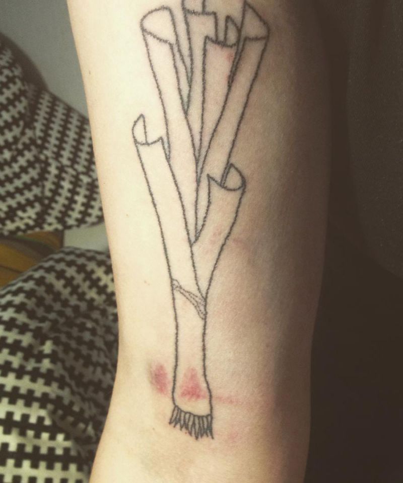 30 Unique Leek Tattoos You Can Copy