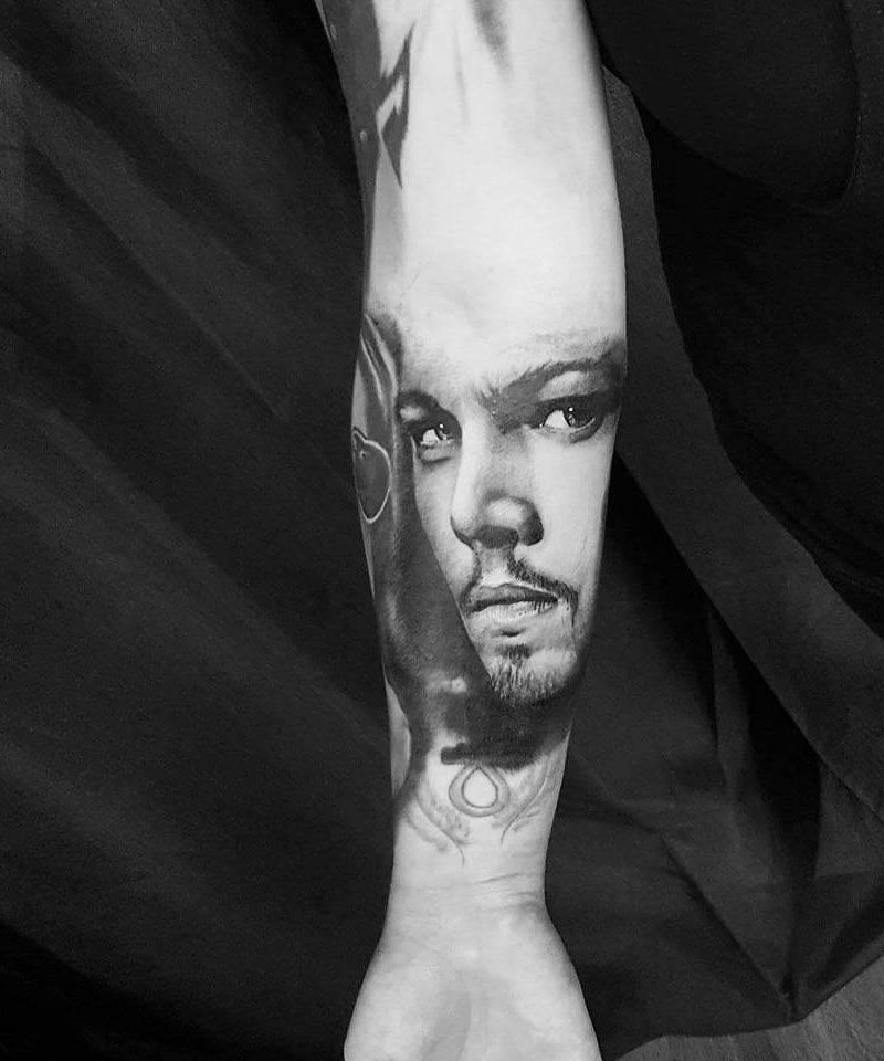 30 Perfect Leonardo DiCaprio Tattoos You Will Love