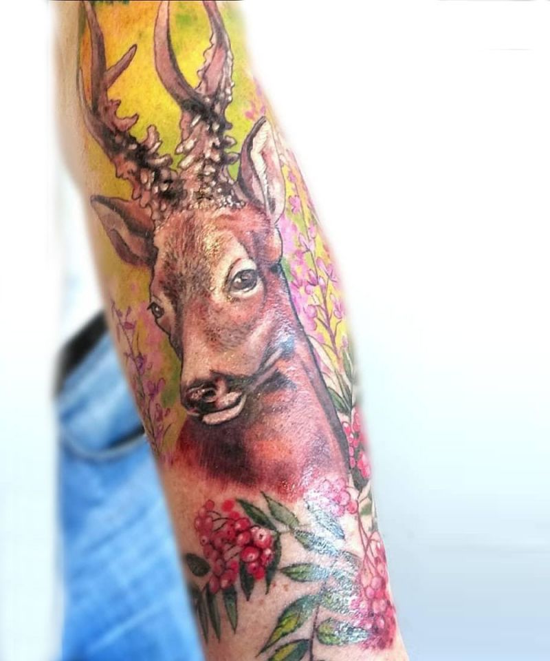 30 Unique Roe Deer Tattoos For Your Inspiration