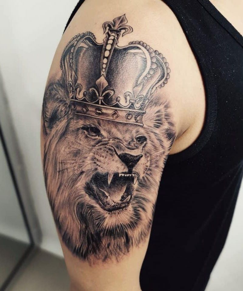 30 Pretty Crown Tattoos You Will Love