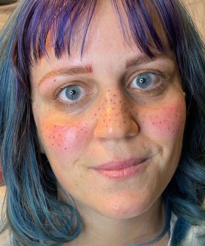 30 Unique Freckle Tattoos to Inspire You