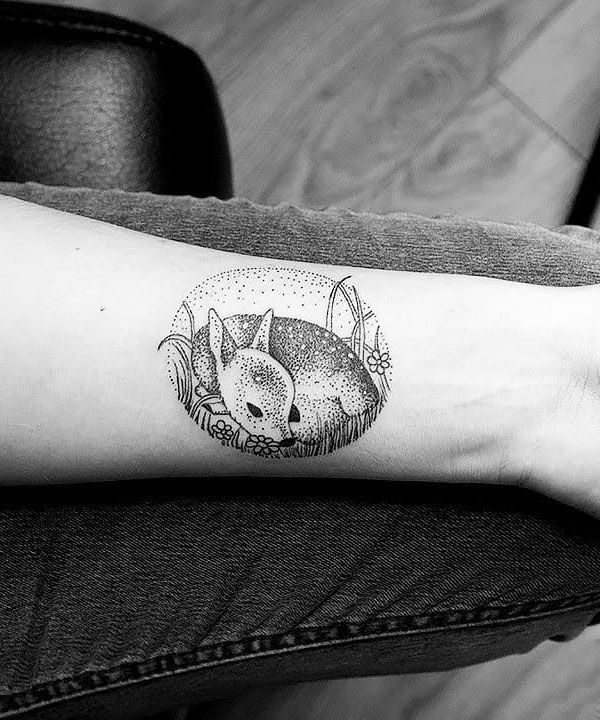 30 Unique Roe Deer Tattoos For Your Inspiration